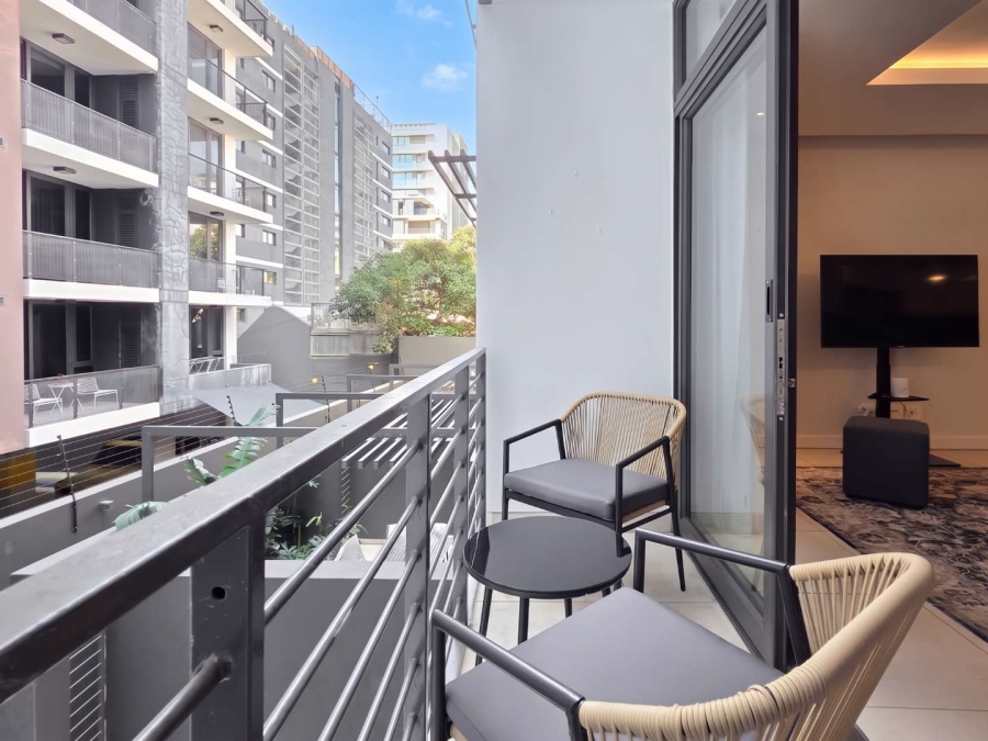 1 Bedroom Property for Sale in Green Point Western Cape